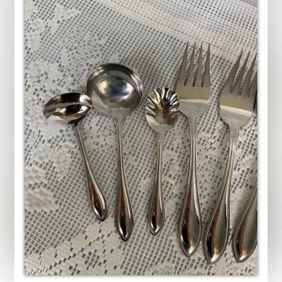 RSVP beaded 18/10 stainless steel Flatware set 9 serving pieces set pointed tip - Picture 2 of 7